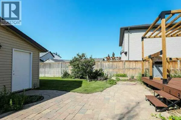 196 Coalbanks Boulevard W