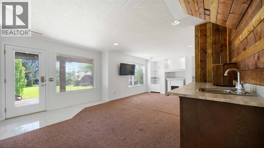 306 Long Beach Landing