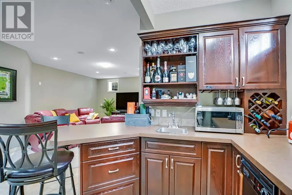 58 Evergreen Common SW