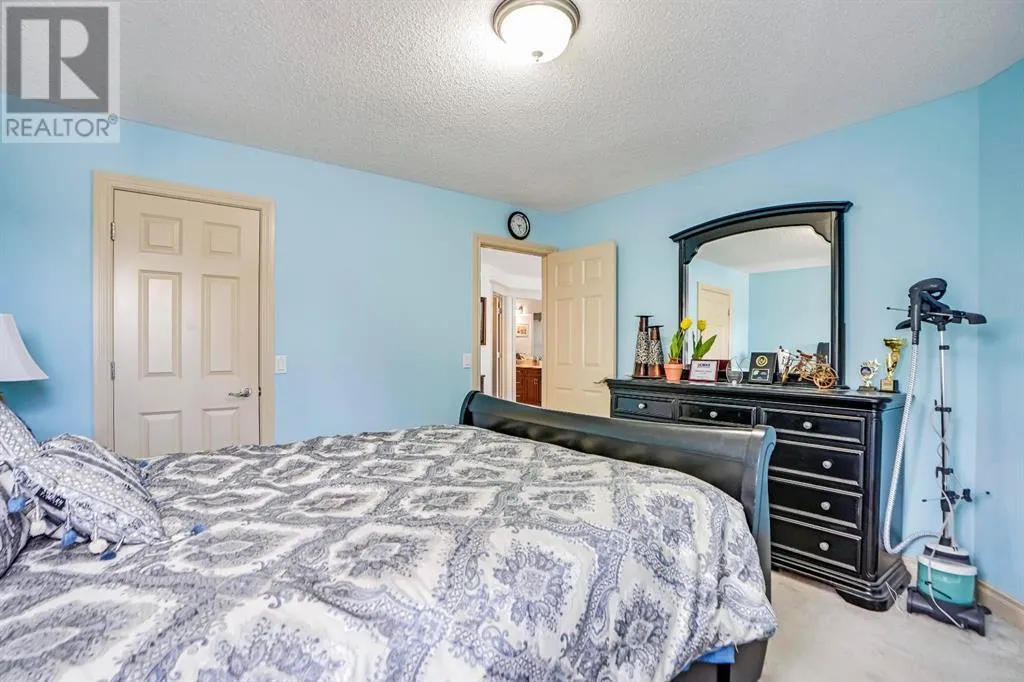 58 Evergreen Common SW