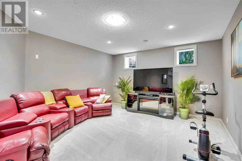 58 Evergreen Common SW