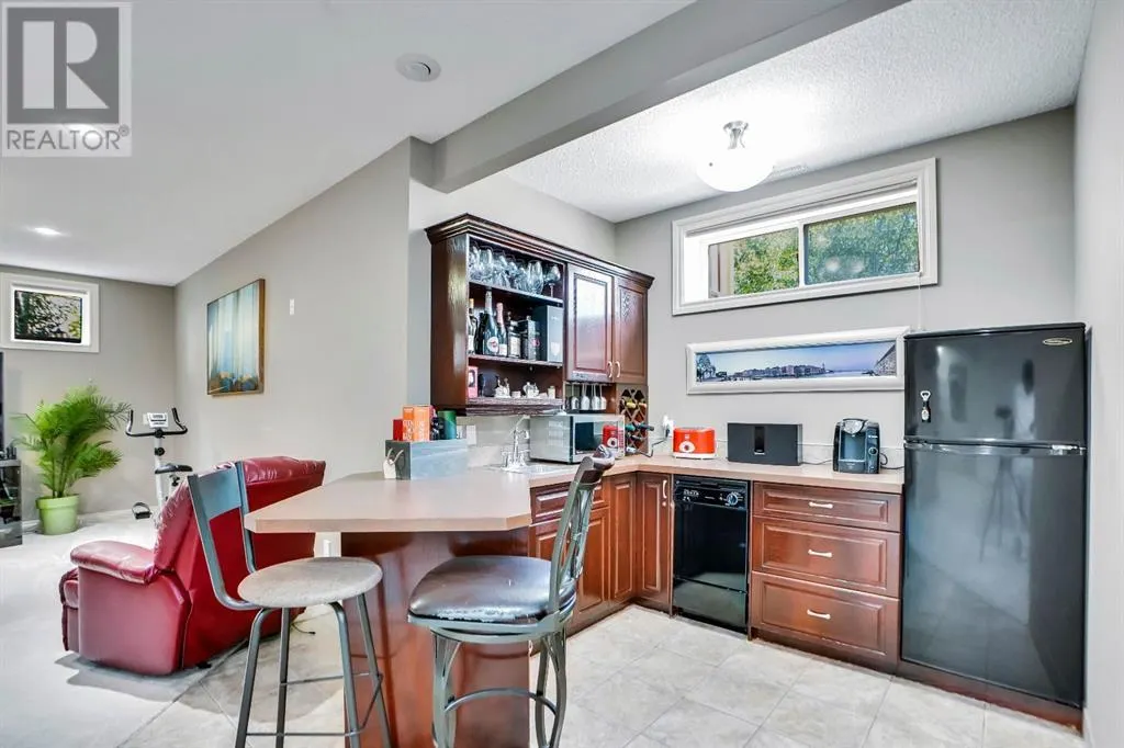 58 Evergreen Common SW