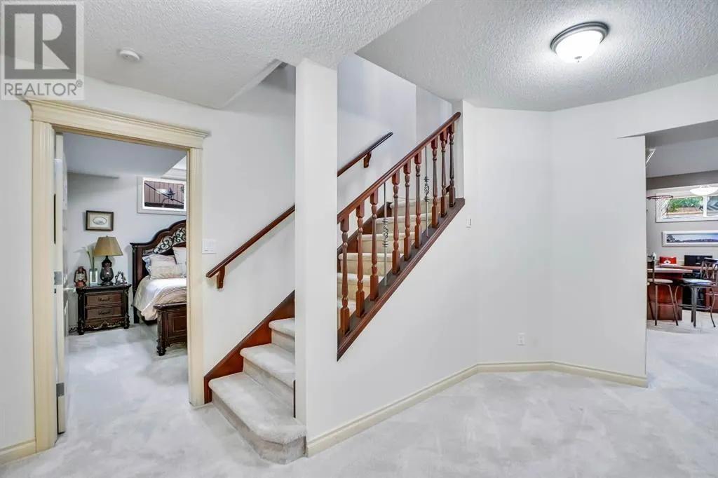 58 Evergreen Common SW