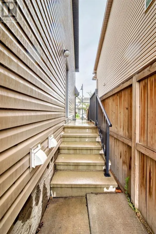 249 Elgin Meadows Park SE