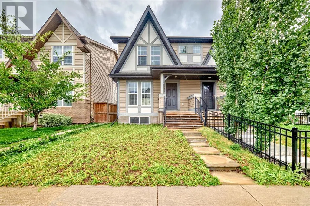 249 Elgin Meadows Park SE