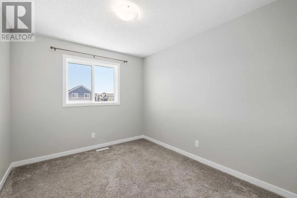 131 Magnolia Square SE