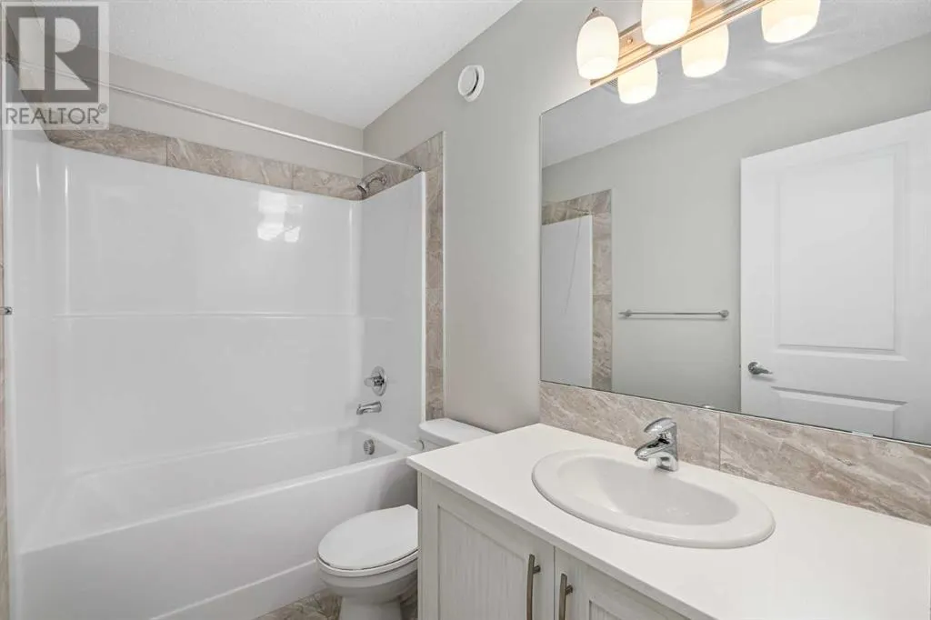 131 Magnolia Square SE