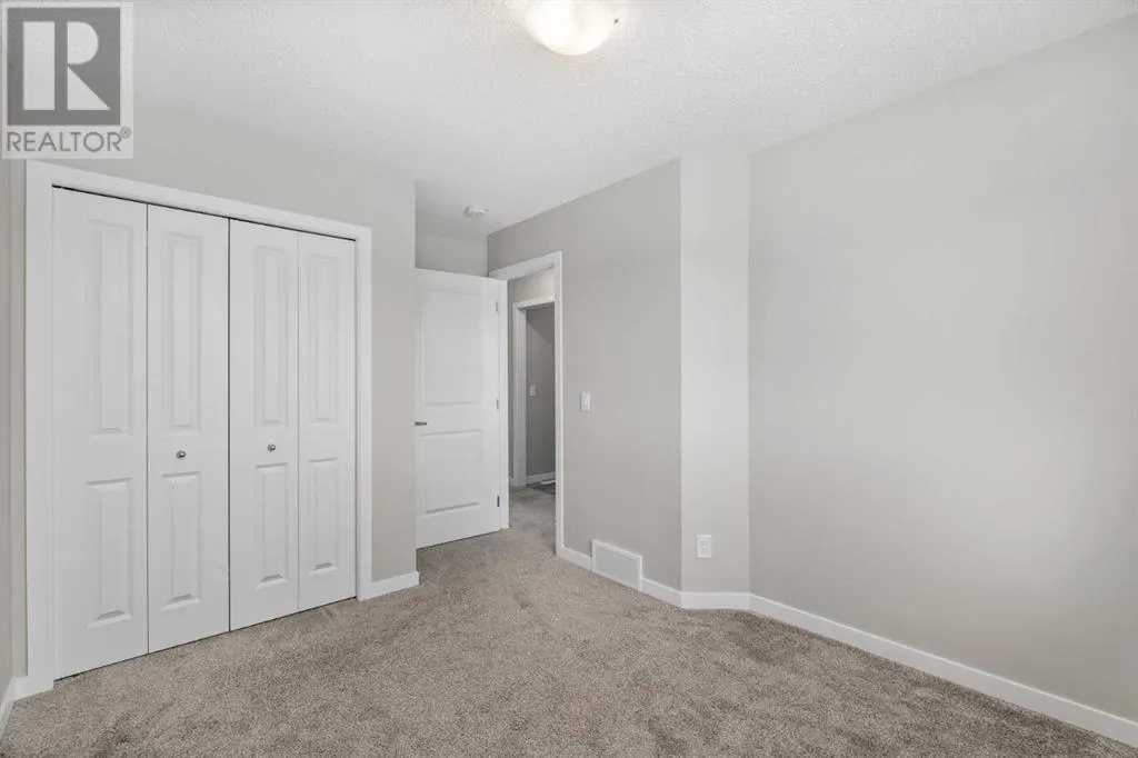 131 Magnolia Square SE