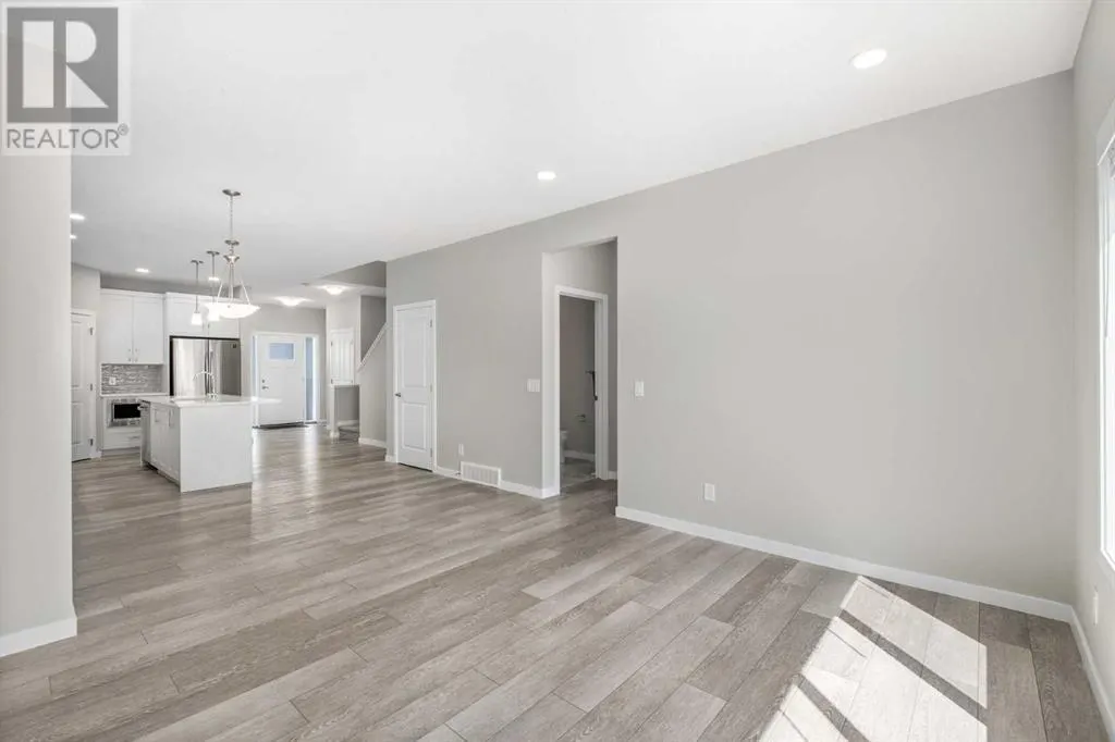 131 Magnolia Square SE