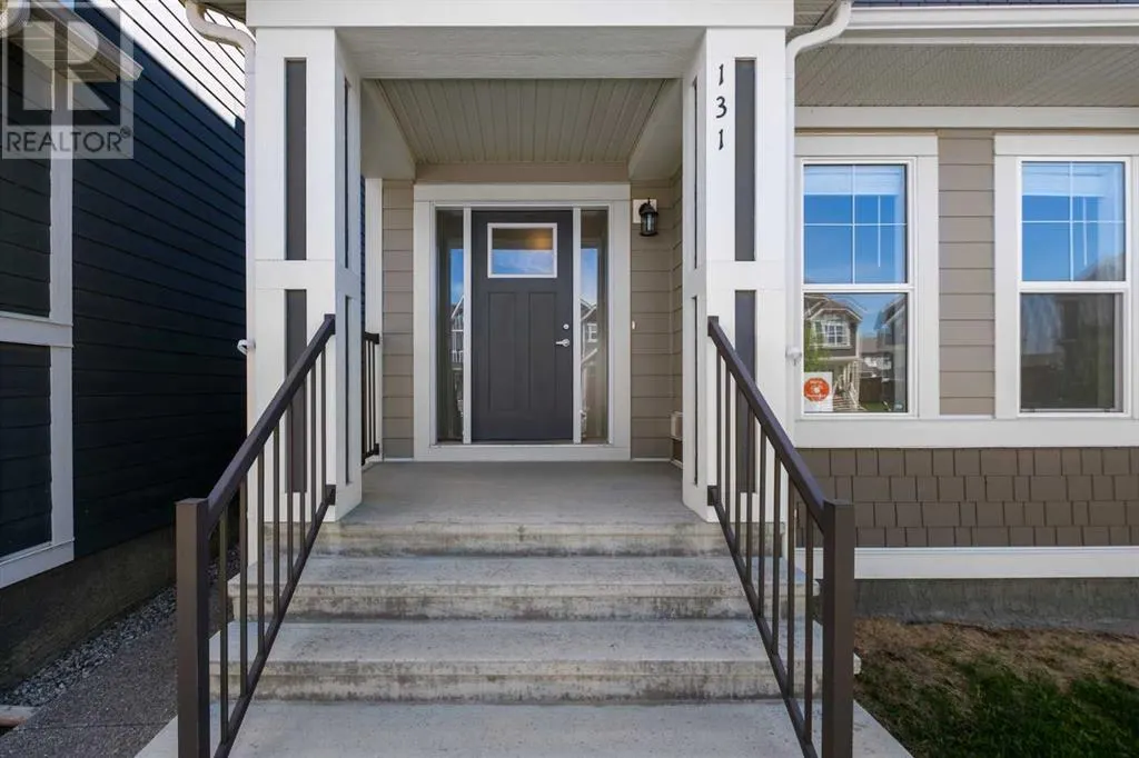131 Magnolia Square SE
