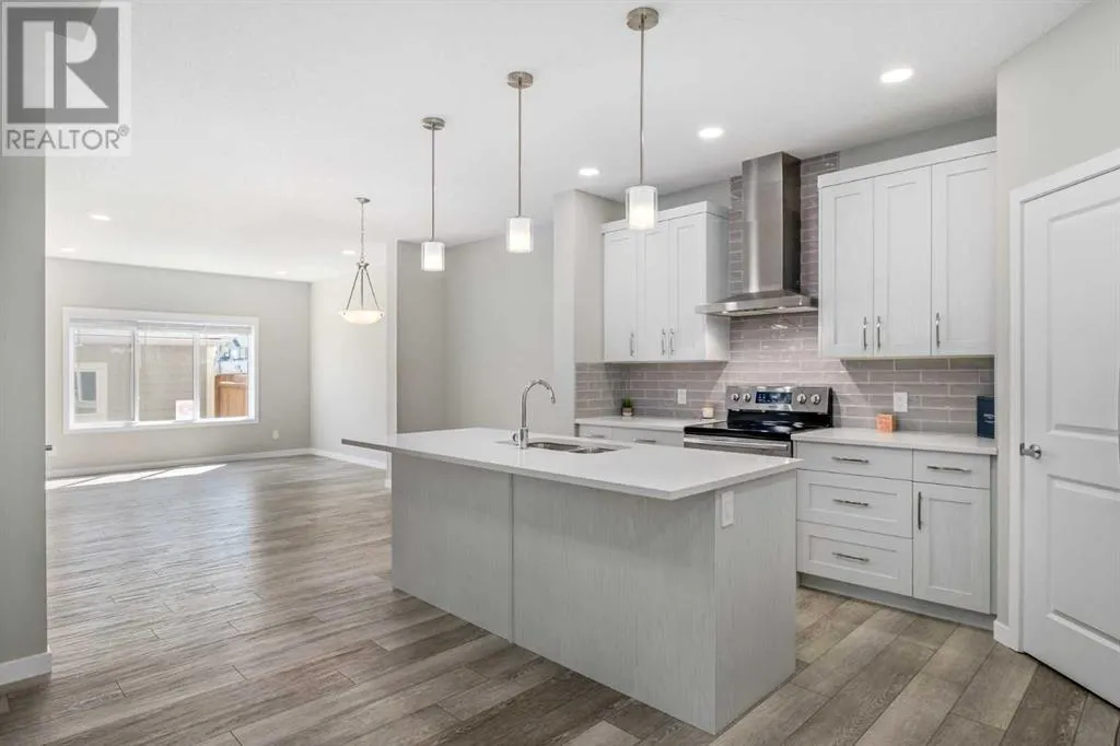 131 Magnolia Square SE