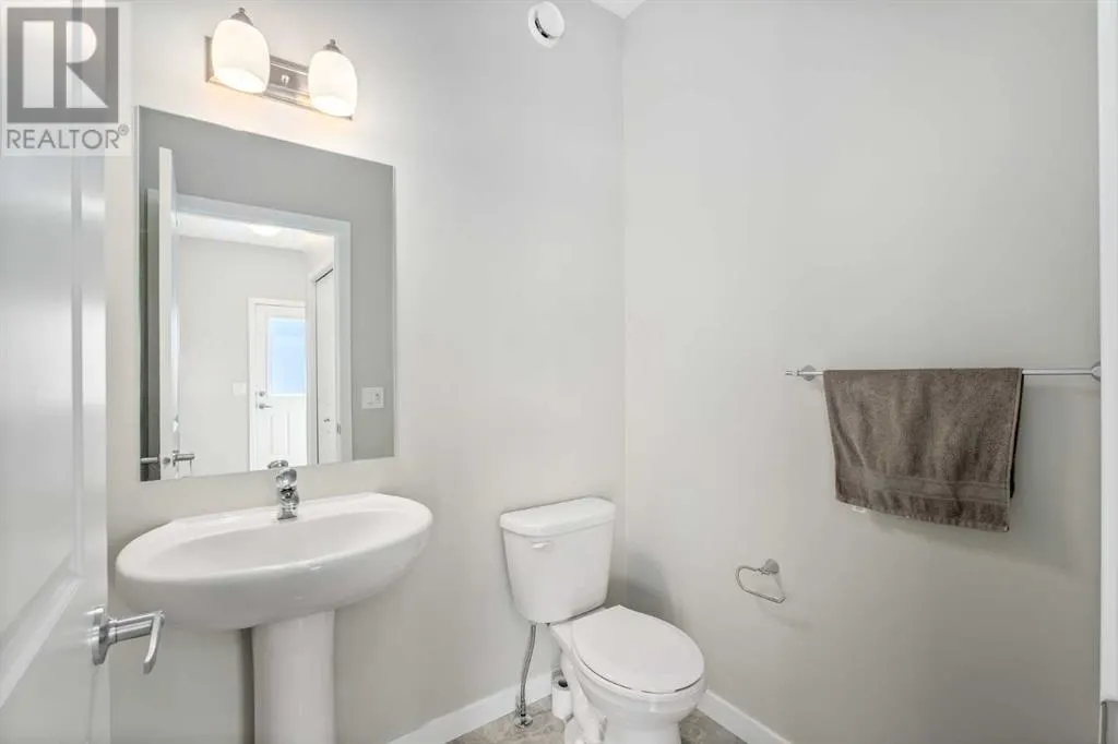 131 Magnolia Square SE