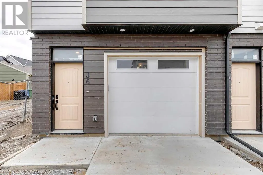 84, 903 Mahogany Boulevard SE