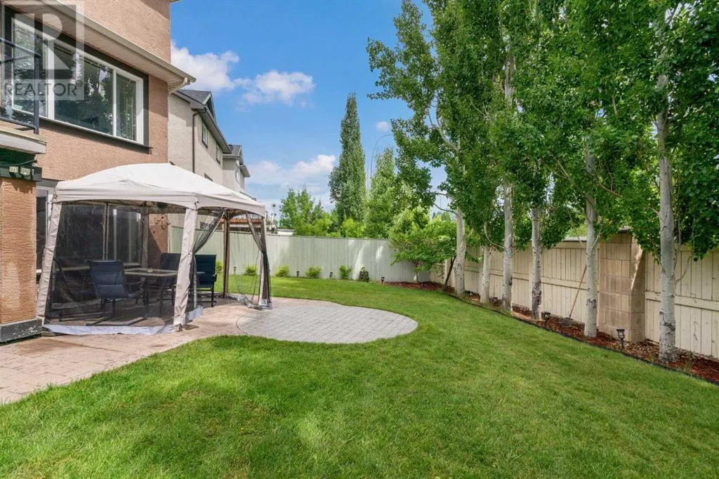 84 Everwillow Park SW