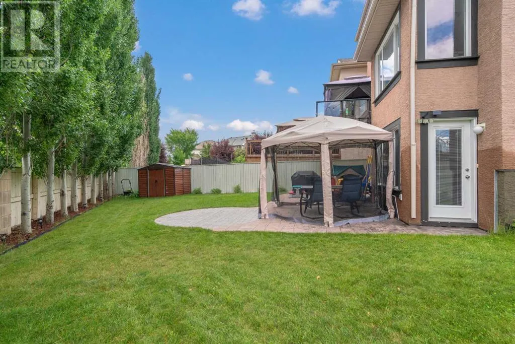 84 Everwillow Park SW