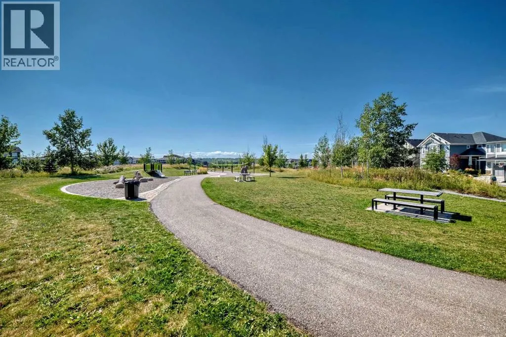 95 Cranbrook Hill SE