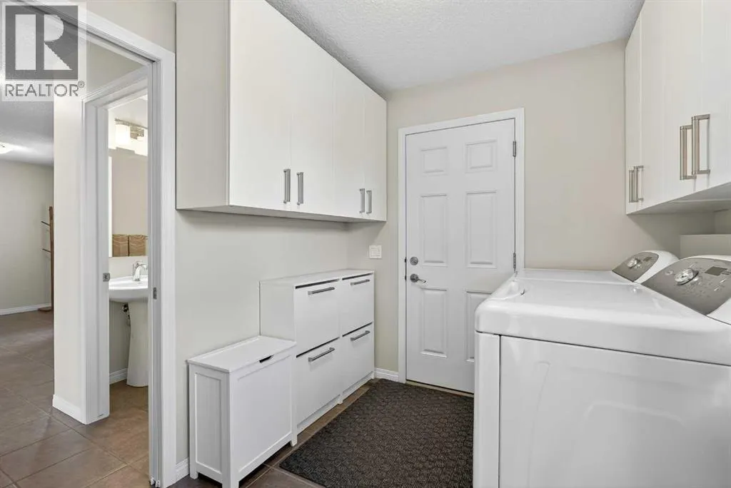 108 Rainbow Falls Row