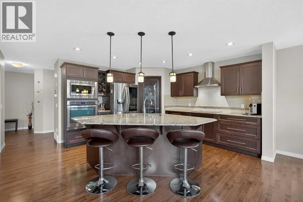 108 Rainbow Falls Row