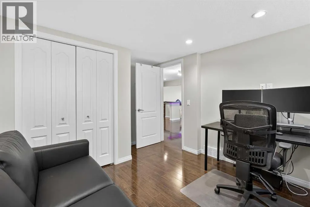 108 Rainbow Falls Row