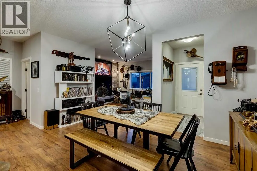 205 Copperpond Parade SE