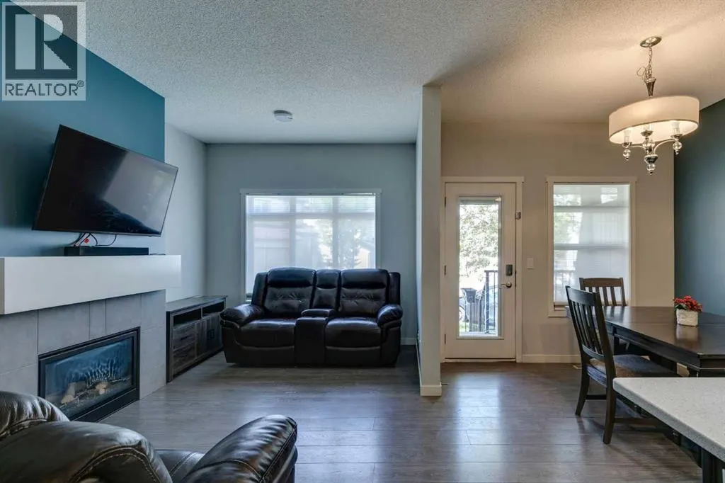 105 Copperpond Landing SE