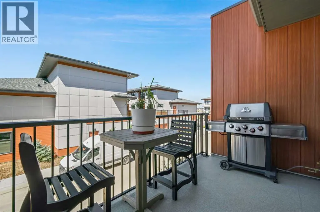 702, 400 Belmont Street SW