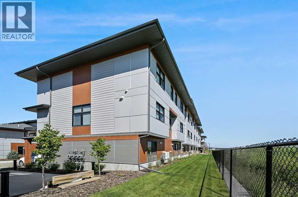 702, 400 Belmont Street SW