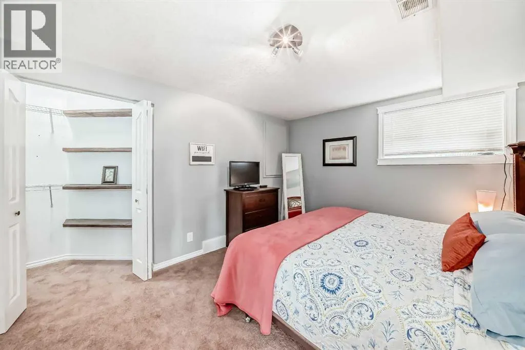 40 Bow Ridge Drive