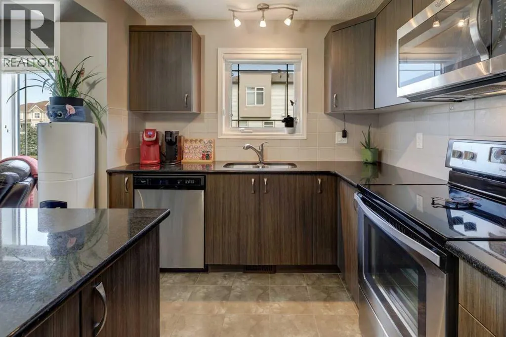 140 Windford Grove SW
