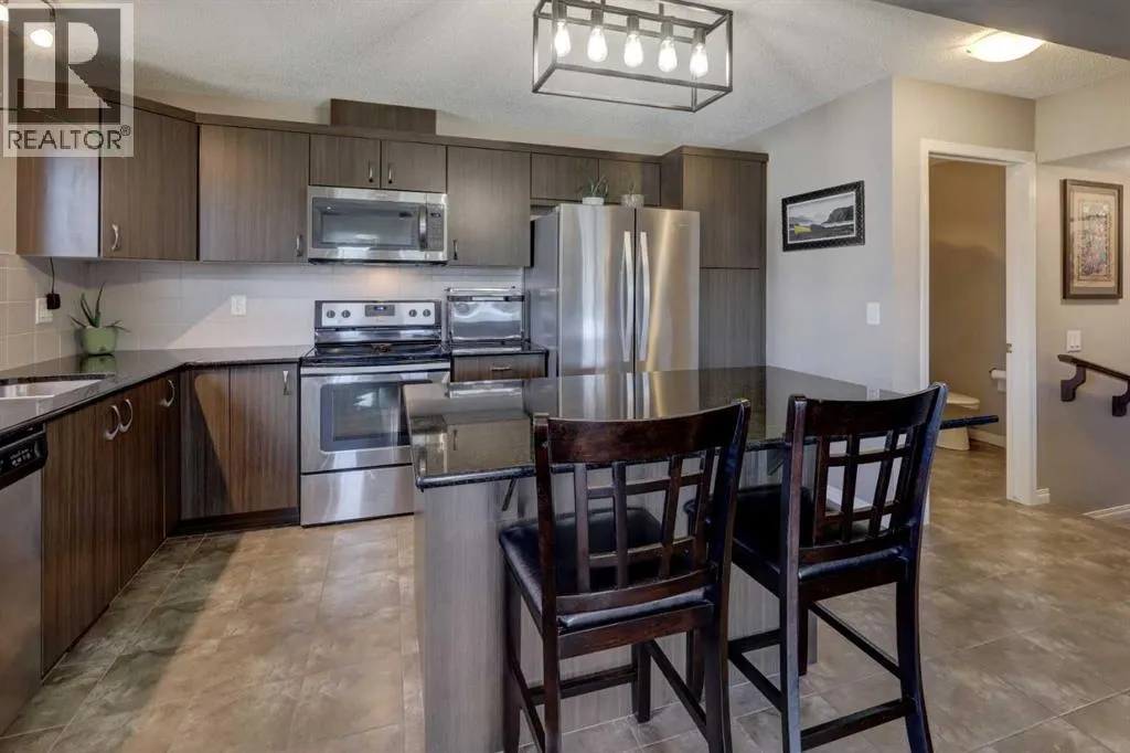 140 Windford Grove SW