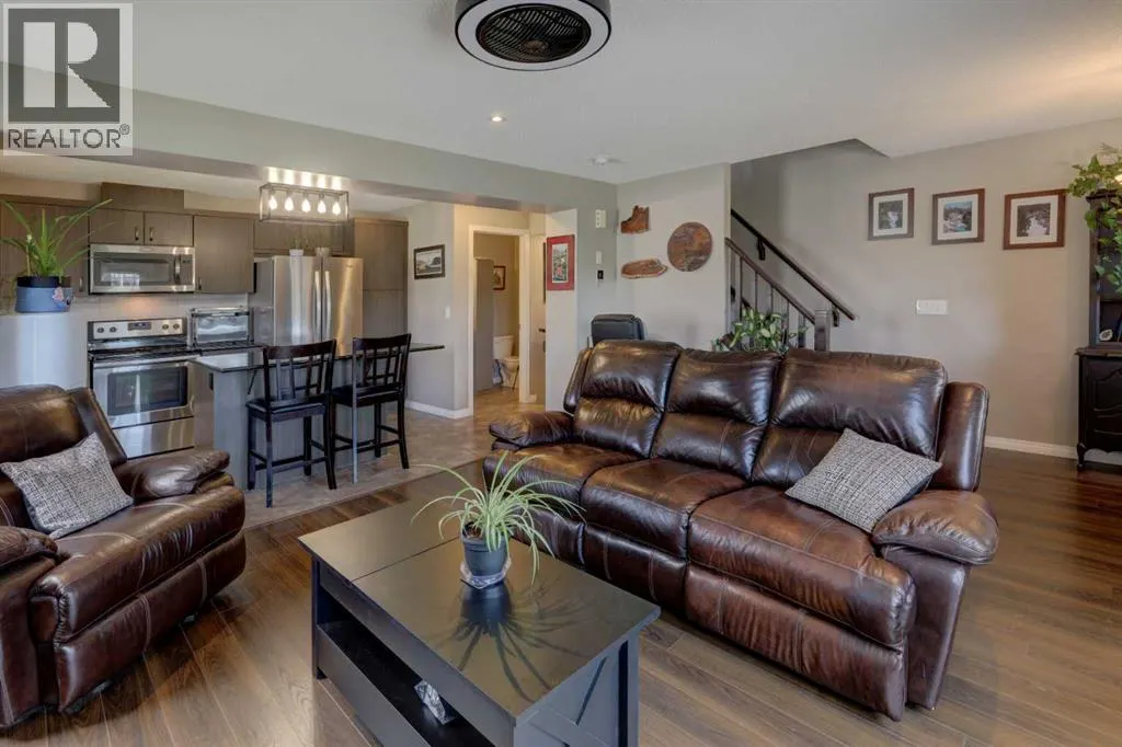 140 Windford Grove SW