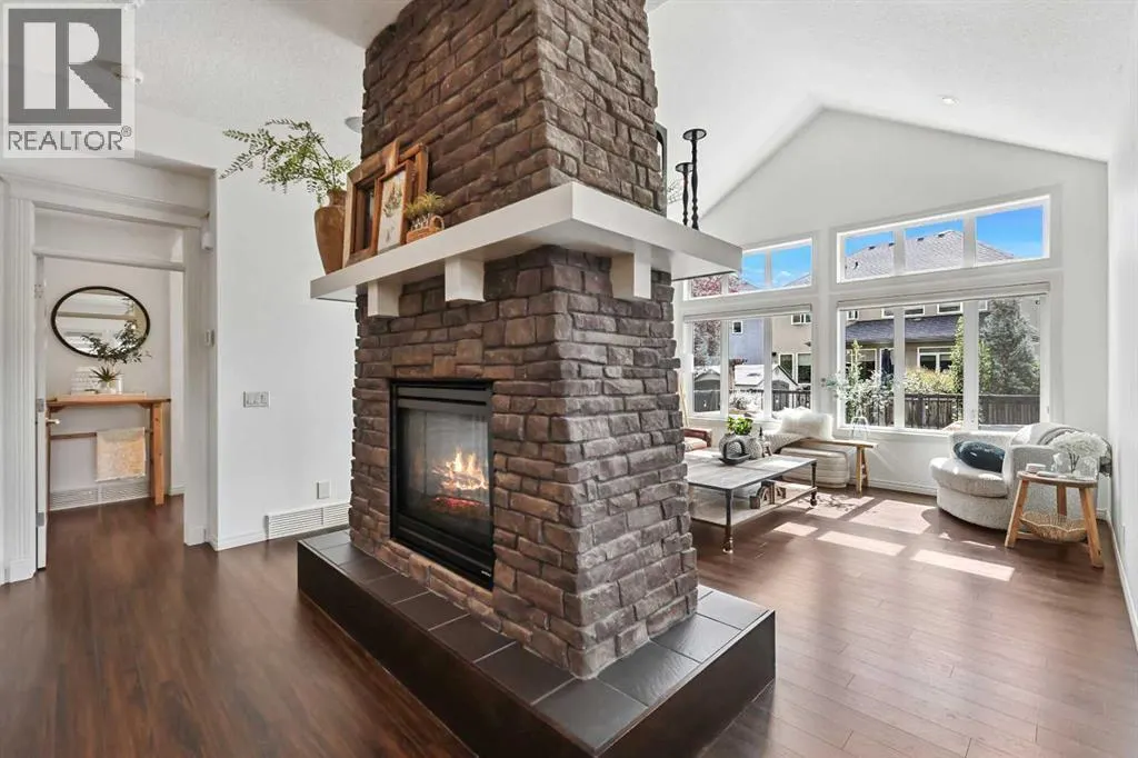 81 Elgin Estates View SE