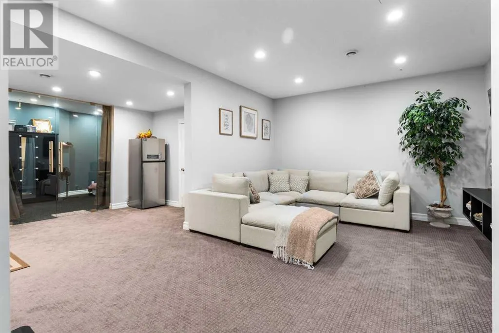 409 Kinniburgh Boulevard