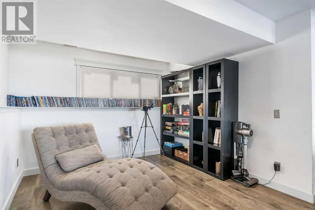 700 West Chestermere Drive
