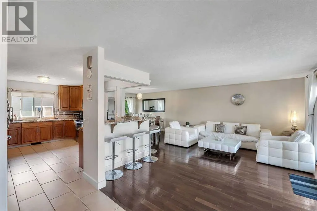 700 West Chestermere Drive