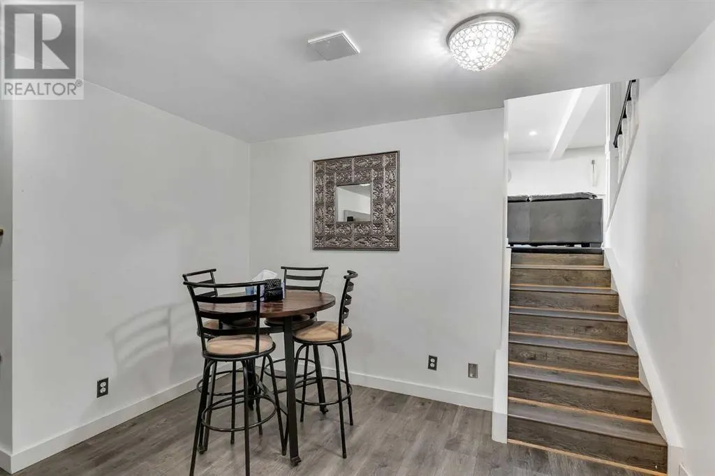 700 West Chestermere Drive
