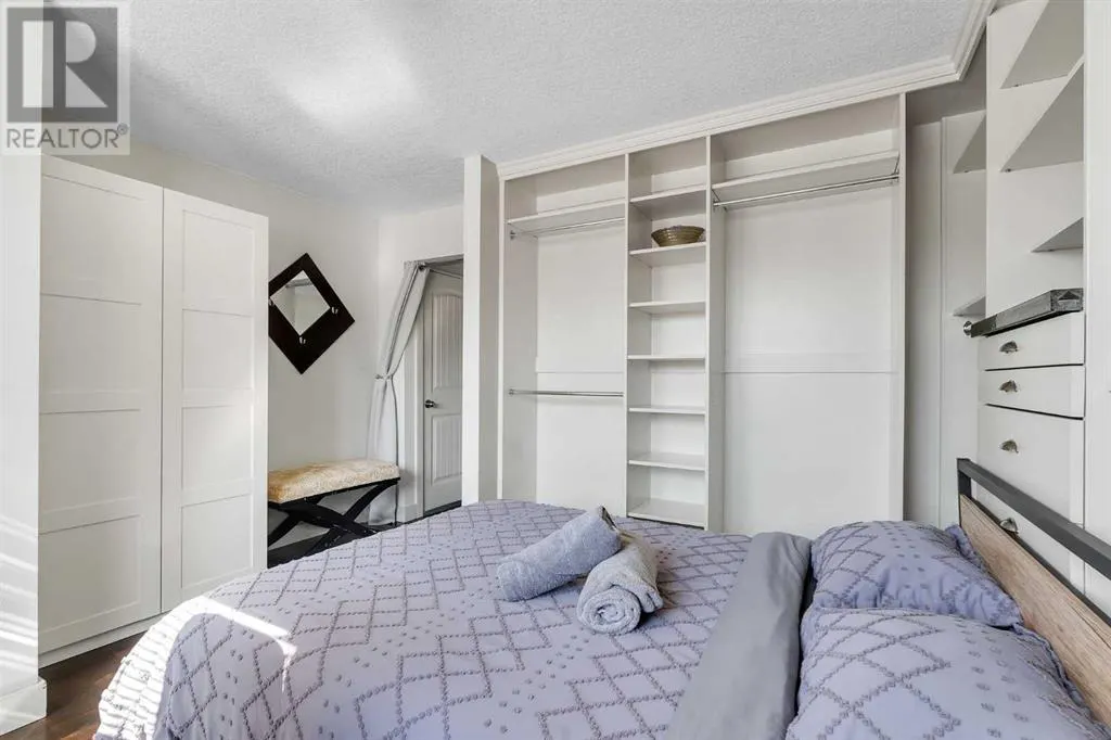 700 West Chestermere Drive