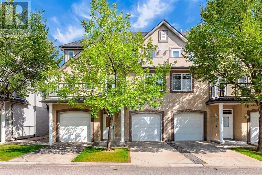 34 Simcoe Place SW