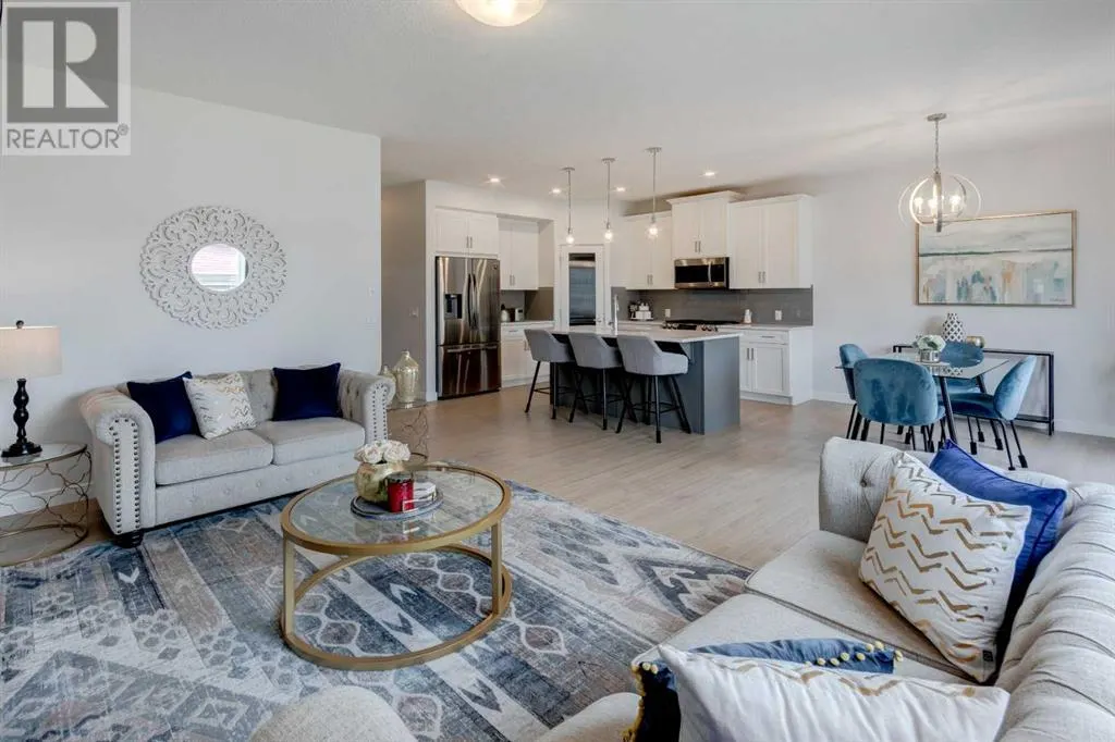 100 Emberside Glen