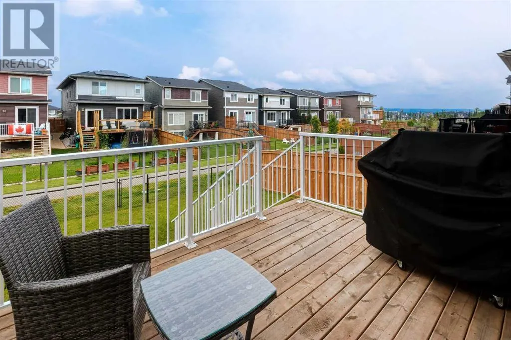 100 Emberside Glen
