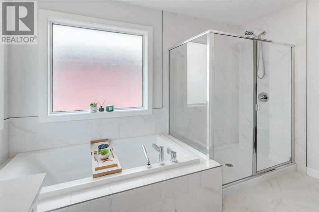 100 Emberside Glen