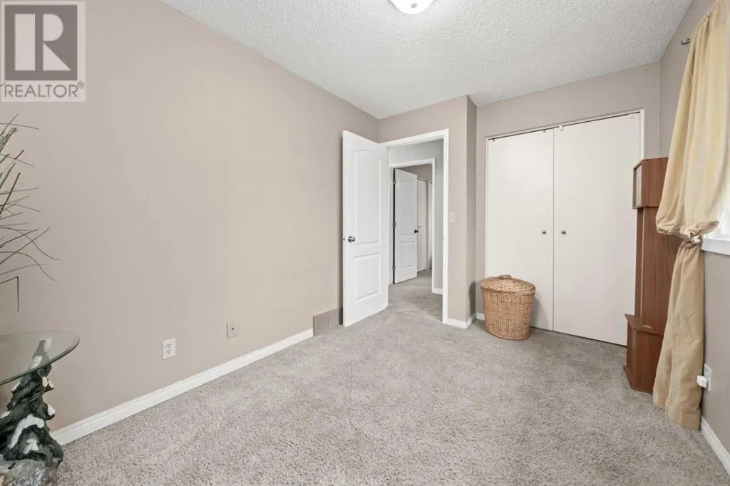 145 Carr Crescent