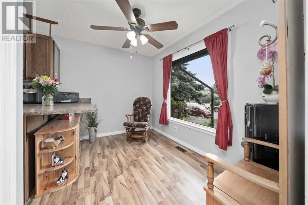 145 Carr Crescent