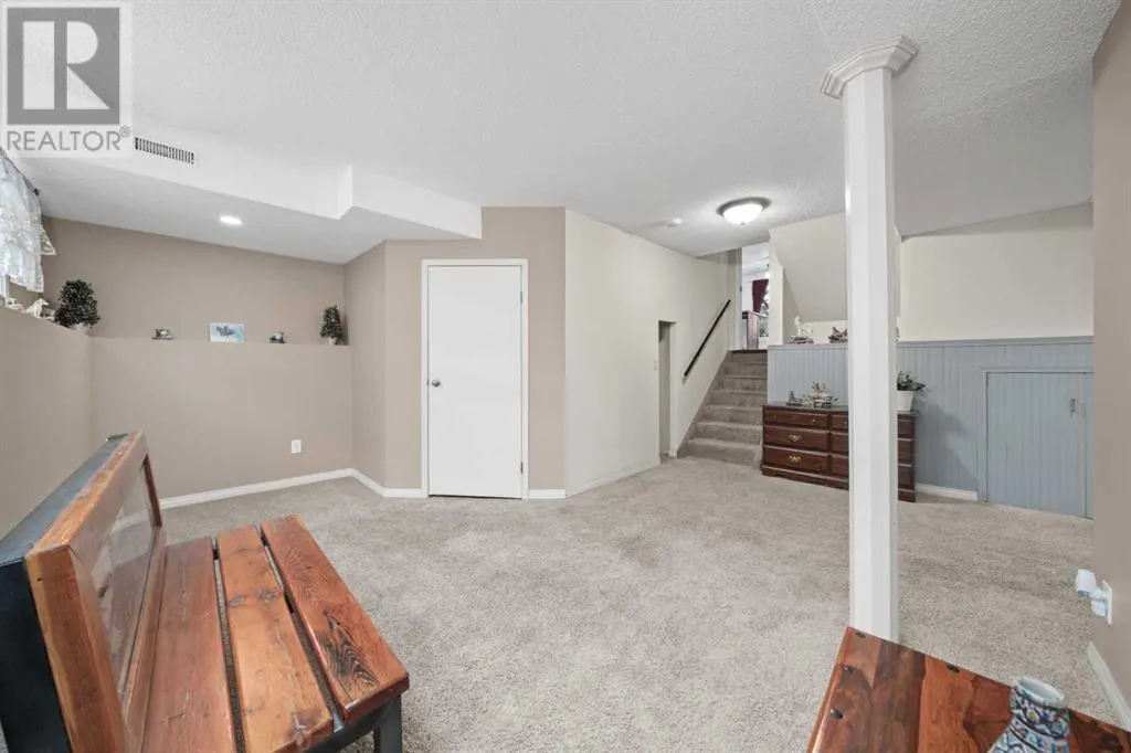 145 Carr Crescent