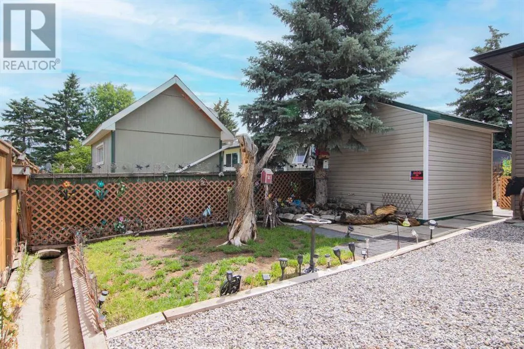 145 Carr Crescent