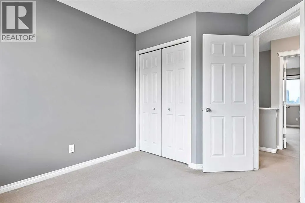 342 Everglen Rise SW