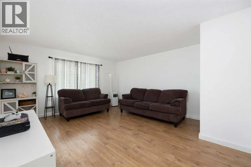 1053 Timberline Drive