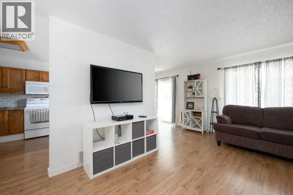 1053 Timberline Drive