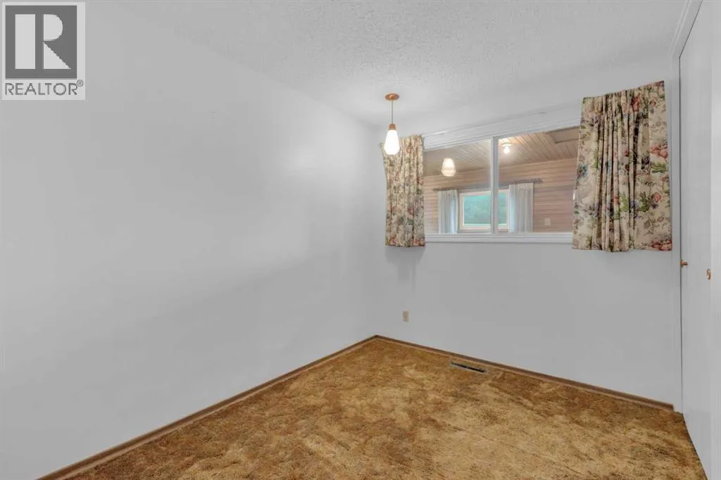 6 Fir Street
