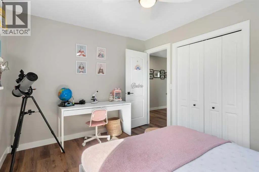 335 Sierra Madre Court SW